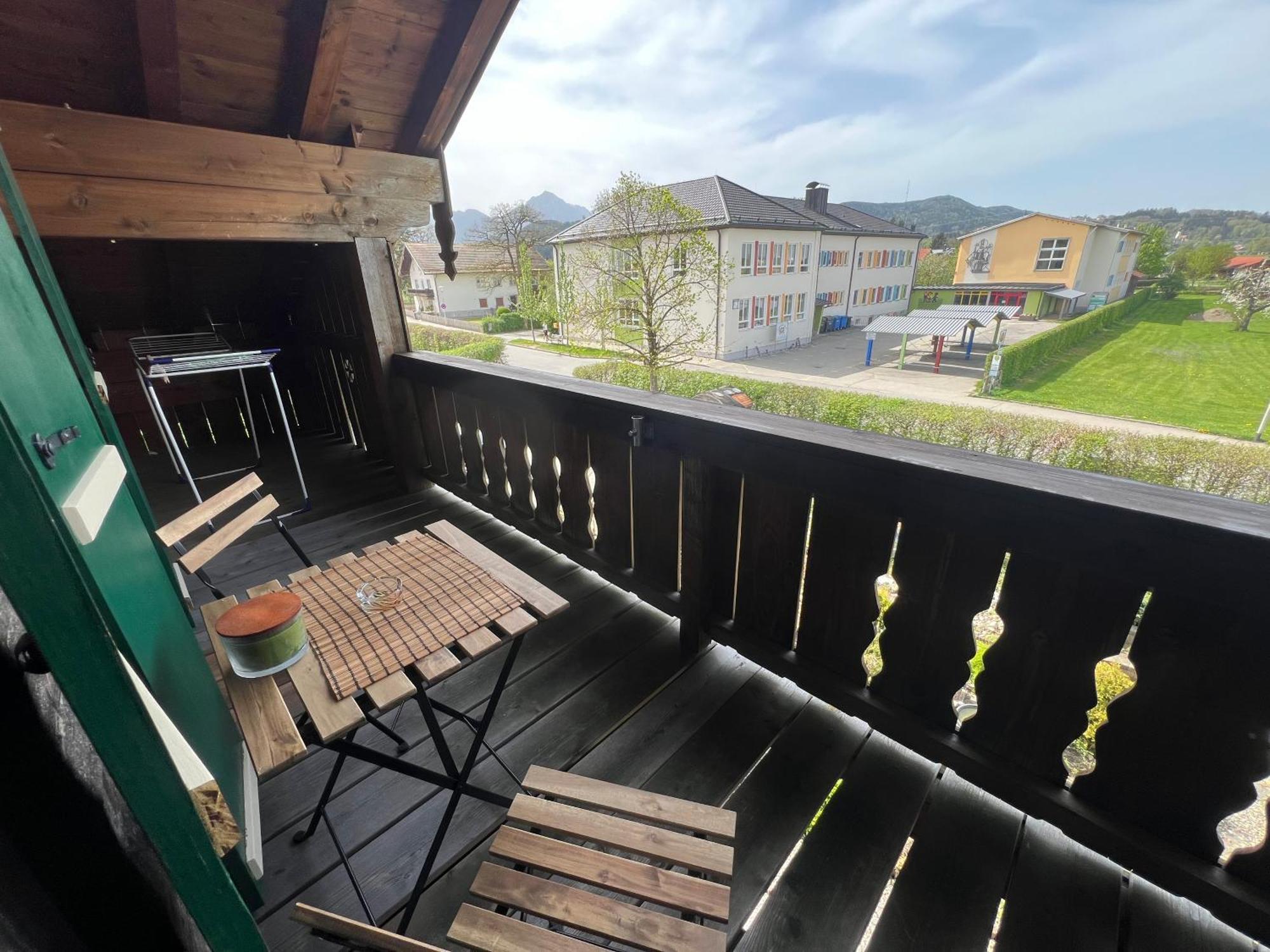 Gemuetliche Dachgeschosswohnung Mit Balkon Ainring Kültér fotó