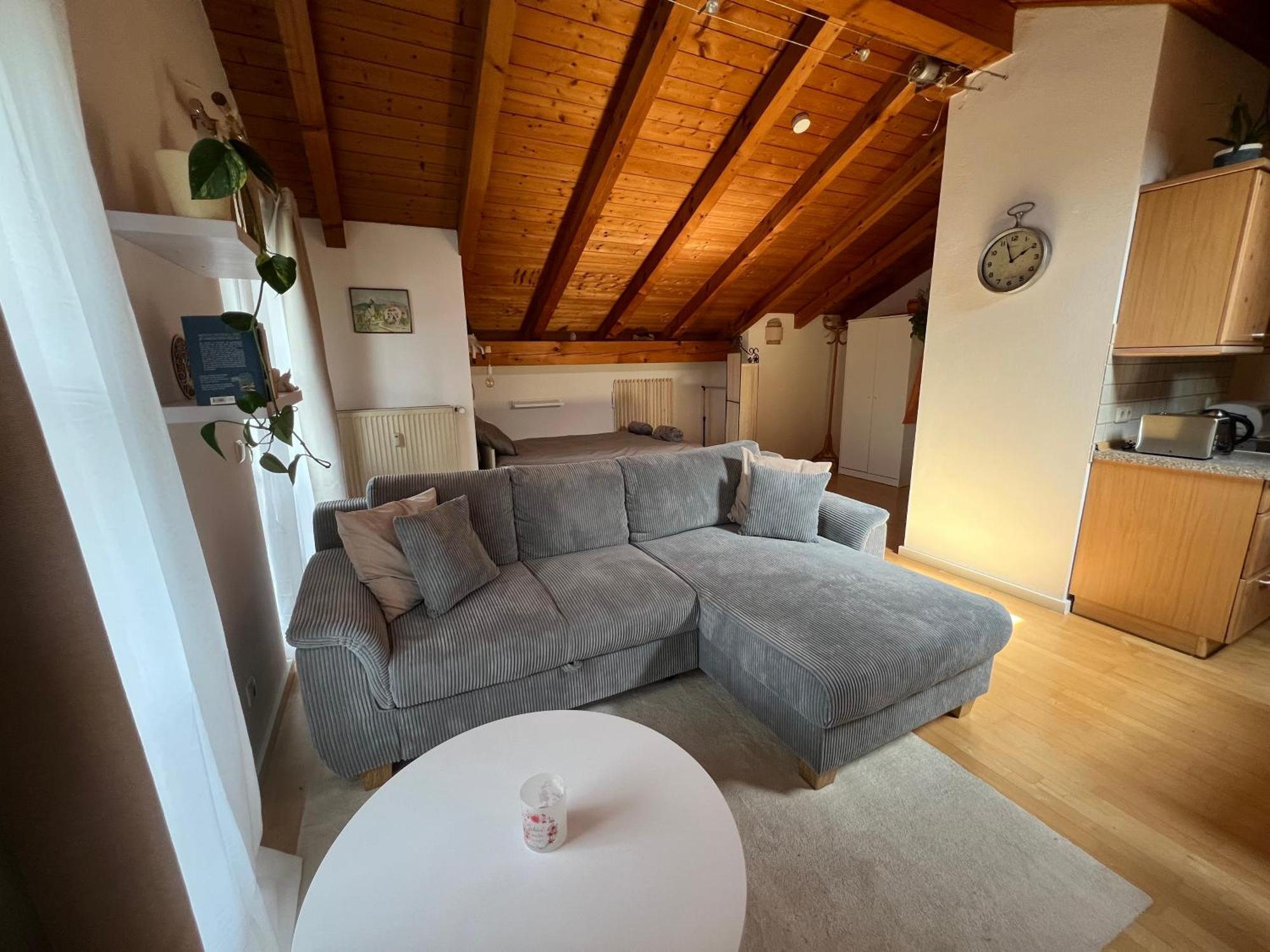Gemuetliche Dachgeschosswohnung Mit Balkon Ainring Kültér fotó